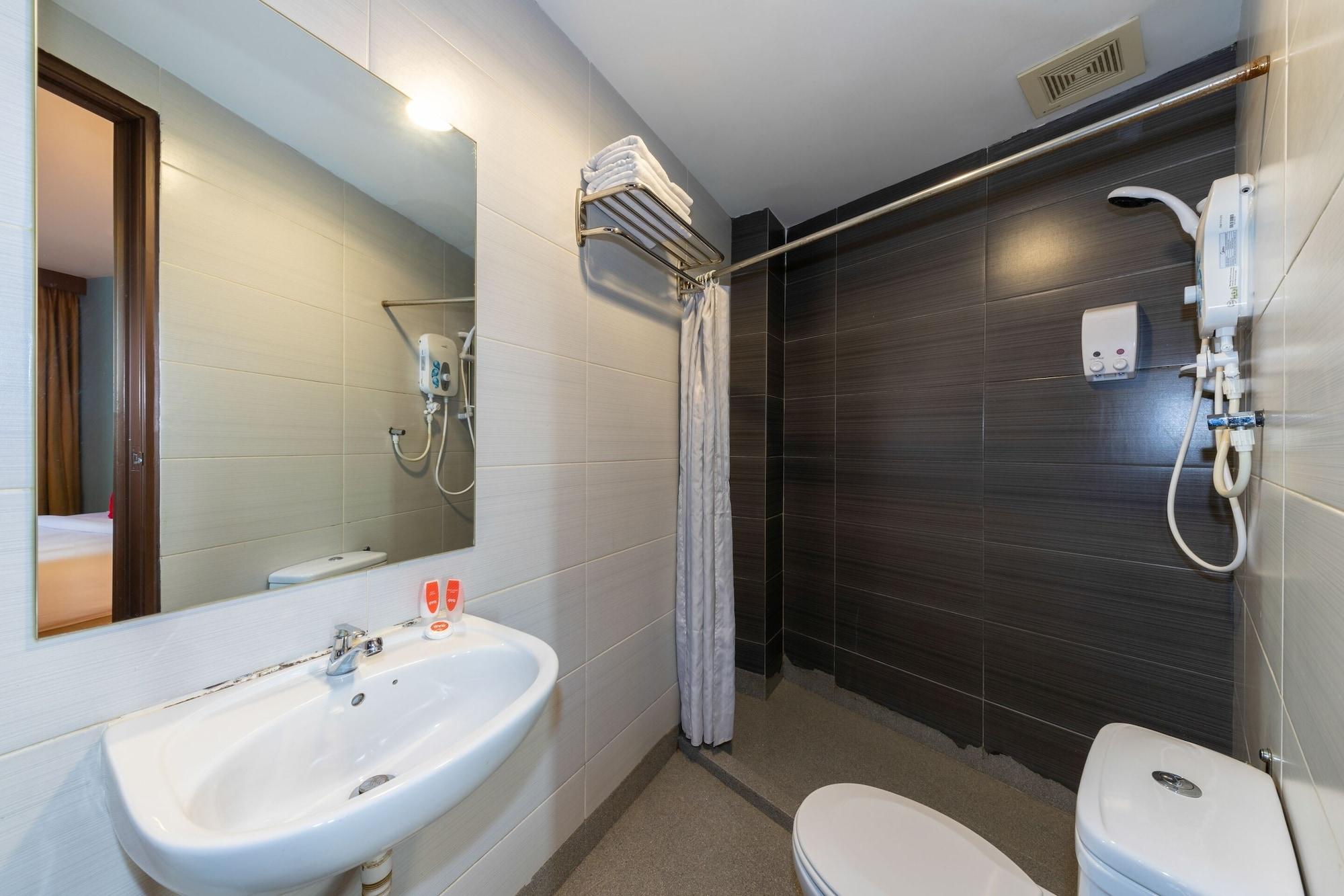 Oyo 430 Oak Valley Boutique Hotel Johor Bahru Kültér fotó